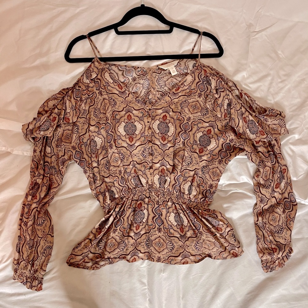 Paisley cold shoulder top